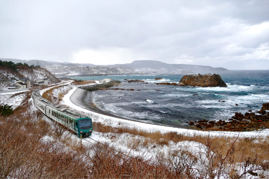 東北ローカル鉄道の旅 冬の青森編 5日間 ワールド航空サービス 東北ローカル鉄道の旅 冬の青森編 5日間 ワールド航空サービス