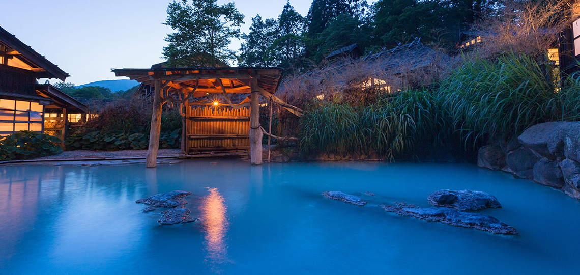 秋田・乳頭温泉「鶴の湯」と角館の旅 | 旅のひろば | ワールド