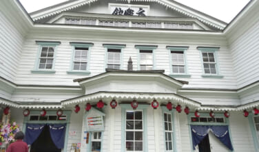 松竹大歌舞伎康楽館公演と北東北の旅【3日間】