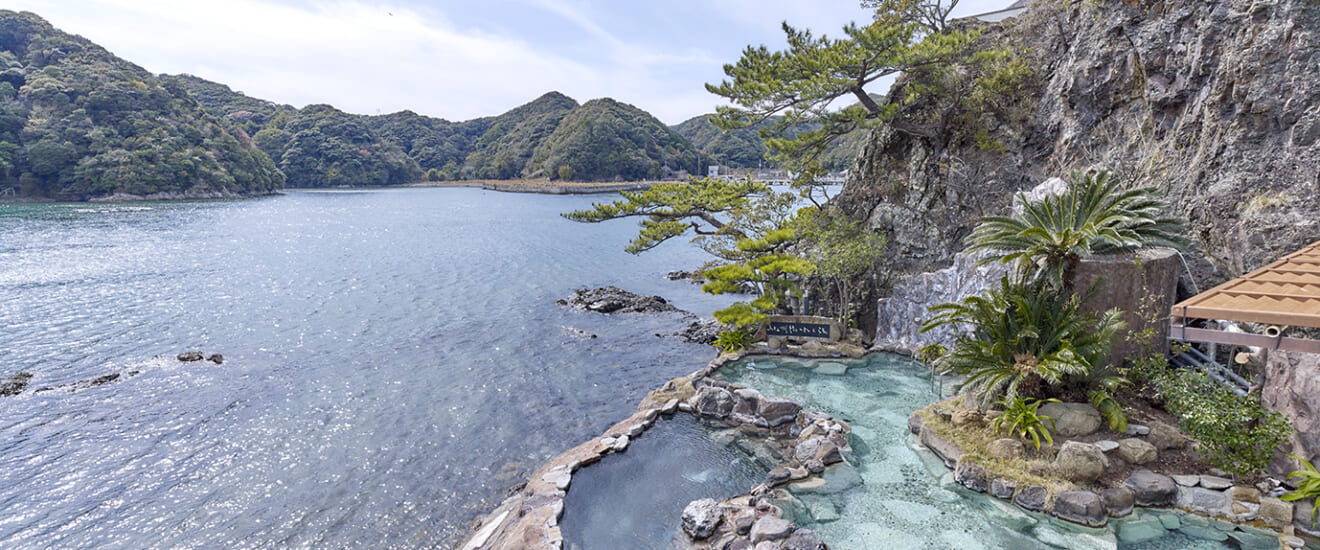 2つのリゾート宿泊と熊野古道、南紀の旅【4日間】