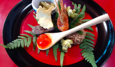 奥京都ガストロノミー　美山荘の摘草料理と「伊根の舟屋」を訪ねて【3日間】