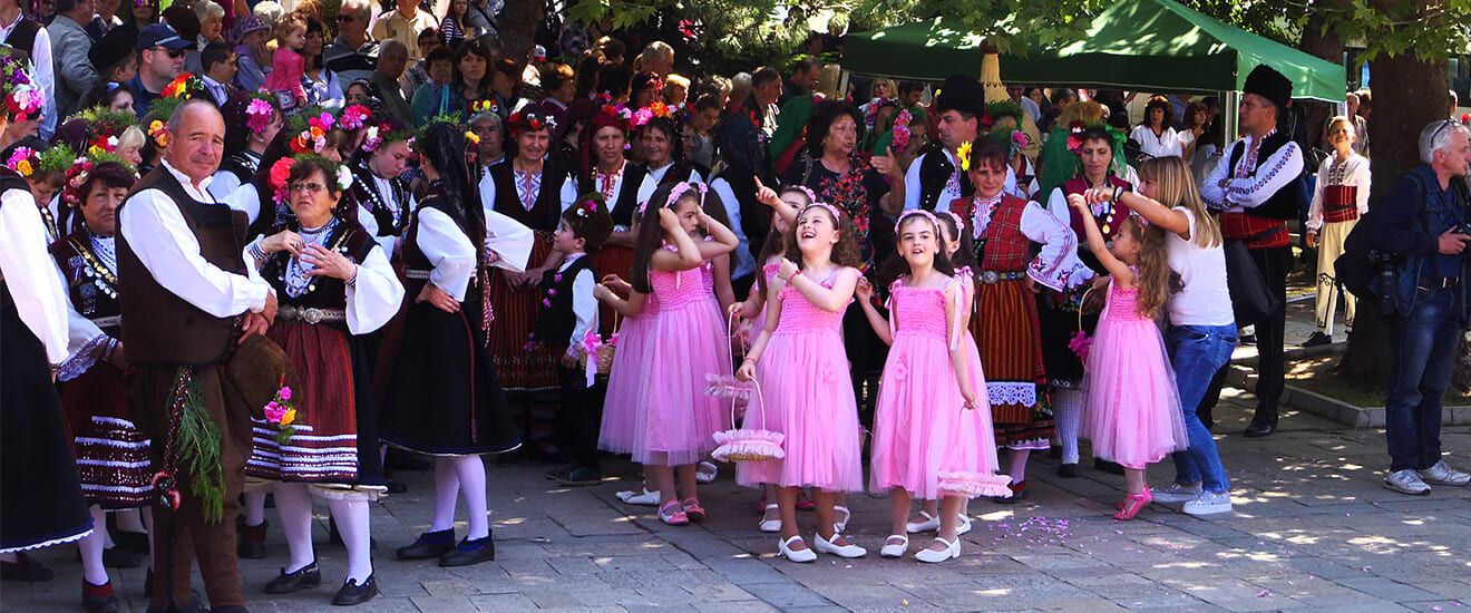 関空発　バラ祭りも楽しむ　ルーマニアとブルガリアの旅【11日間】