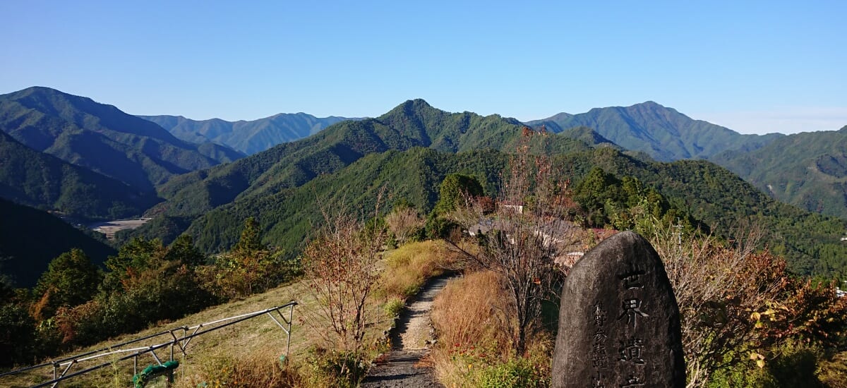「天空の郷」十津川村・果無（はてなし）集落と熊野の旅【4日間】