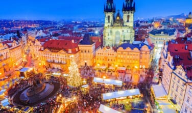 クリスマスシーズンに訪れる　ウィーンからプラハの旅【8日間】