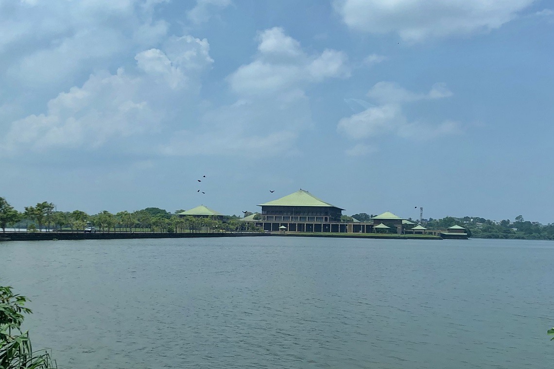 【帰国レポート】シギリヤの微笑とスリランカ古都の旅 8日間 旅のひろば ワールド航空サービス