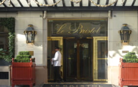 【帰国レポート】パラスホテル『ル・ブリストル・パリ』滞在とイル・ド・フランスの旅　９日間