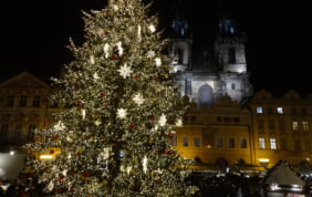 【帰国レポート】『スラヴ叙事詩』全20点も鑑賞　チェコとバイエルンの心温まるクリスマス