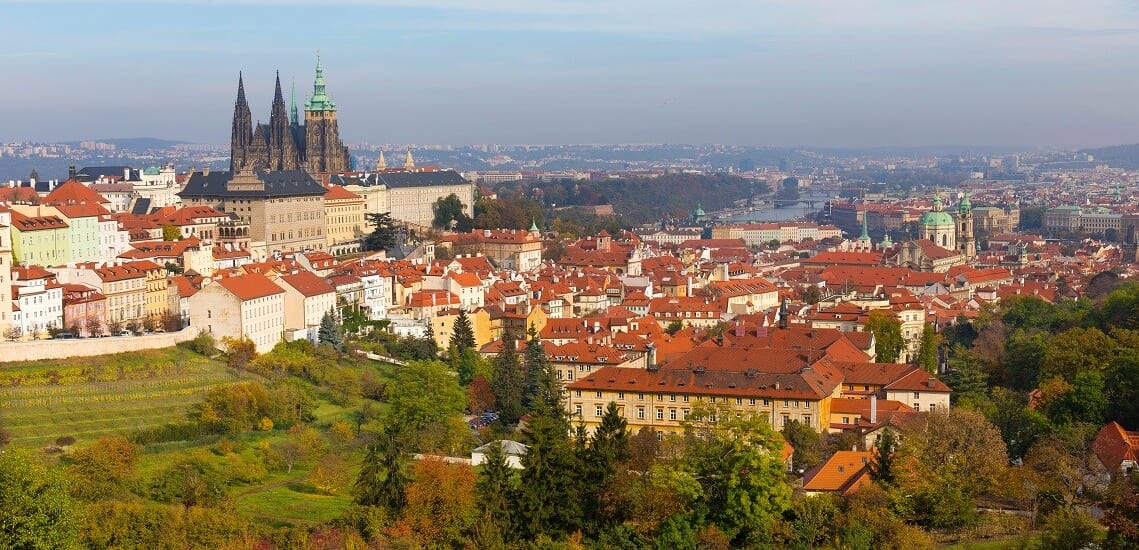 チェコ・モラヴィア地方と世界遺産の美都プラハの旅【11日間】