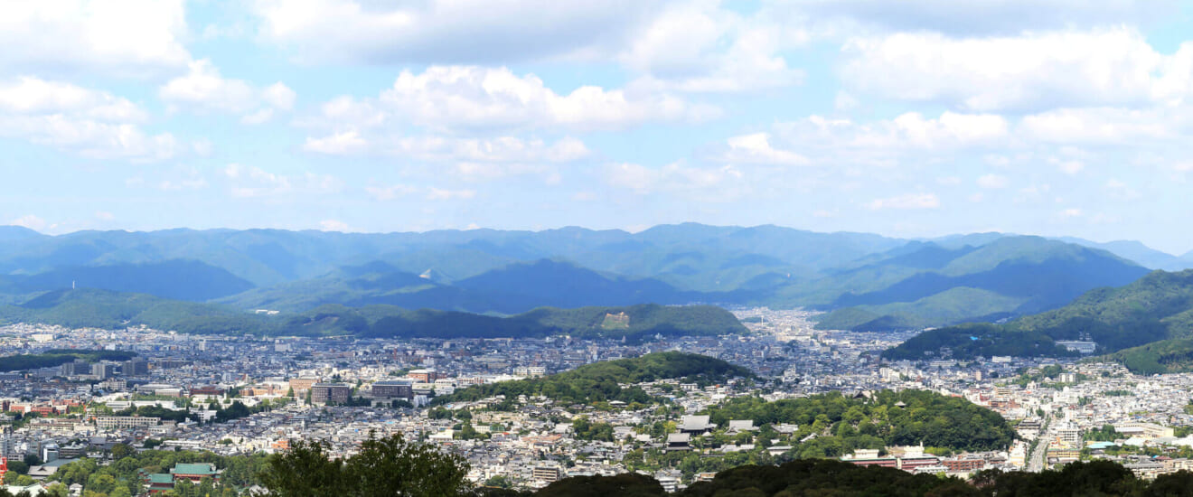 青蓮院大日堂観覧席から楽しむ　五山送り火観賞の旅【3日間】