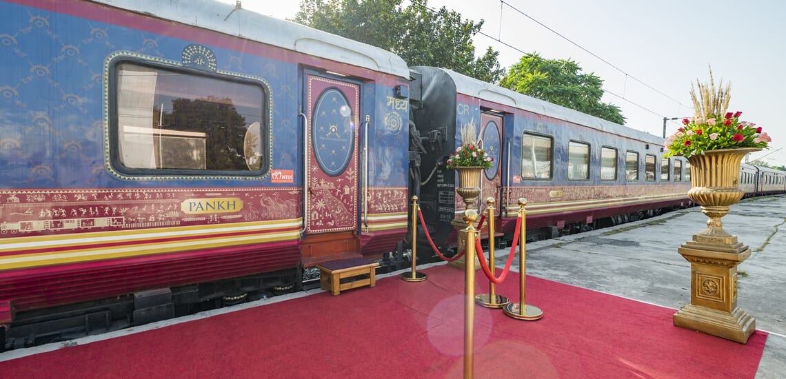 観光寝台列車デカン・オデッセイ号でゆく　聖地ベナレスと北インド周遊の旅【11日間】