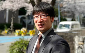 大阪支店　藤木隆行