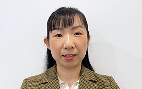 東京支店　山田梨絵