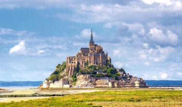 幻想的なモン・サン・ミッシェルとノルマンディー地方の旅【9日間】