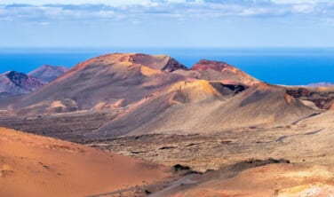 マデイラ・カナリア諸島・南スペインへ　6つ星客船シルバー・ドーンの船旅【15日間】