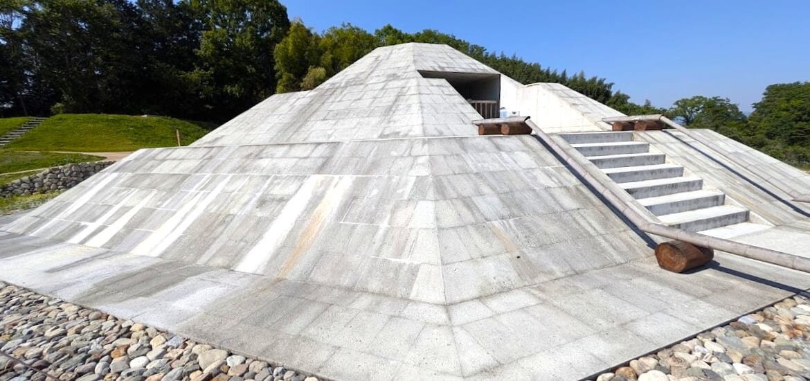 「飛鳥・藤原の宮都」古墳文化隆盛の謎に迫る【3日間】