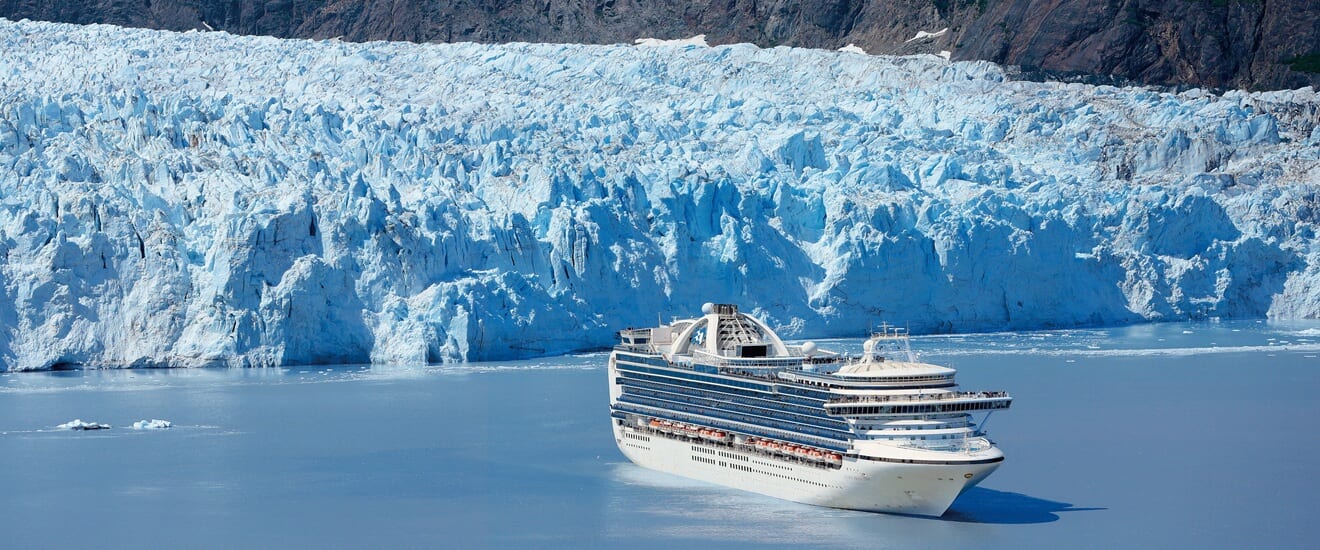 アイランド・プリンセス 秋のデナリ国立公園とアラスカ氷河湾クルーズの船旅【13日間】