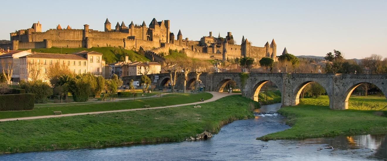 ミディ・ピレネーとドルドーニュ河畔の美しい村【10日間】