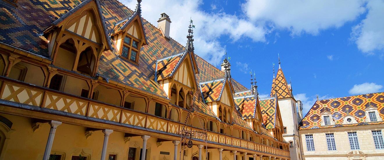 ブルゴーニュ地方の栄華と古都ディジョンの旅【10日間】