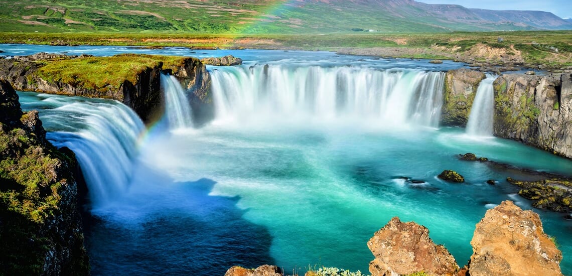 【関空・福岡発】セレブリティ・シルエット　アイスランド一周の船旅【11日間】