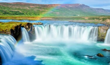 【関空・福岡発】セレブリティ・シルエット　アイスランド一周の船旅【11日間】