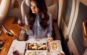 【速報・注目の旅】2026年春～秋 関空発・エミレーツ航空ファーストクラスの旅　6コースを発表しました！