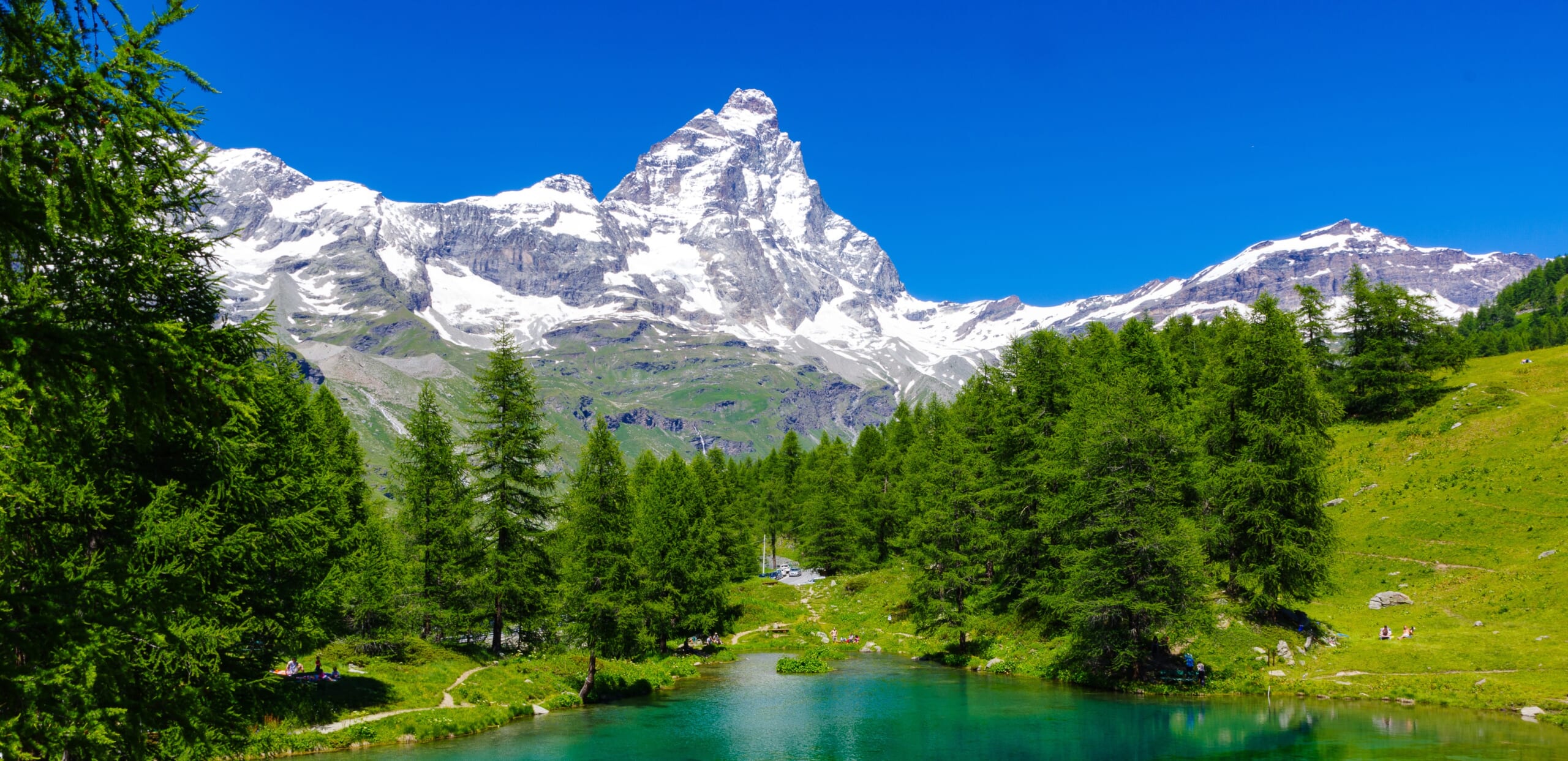アルプス南麓の町 アオスタ滞在とトリノの旅【9日間】 | ワールド航空