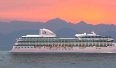 リビエラの小さな村へ　オーシャニア・アリューラの船旅【11日間】