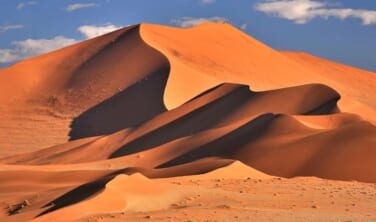 世界最古の赤い砂漠ナミブとナミビア周遊の旅【10日間】