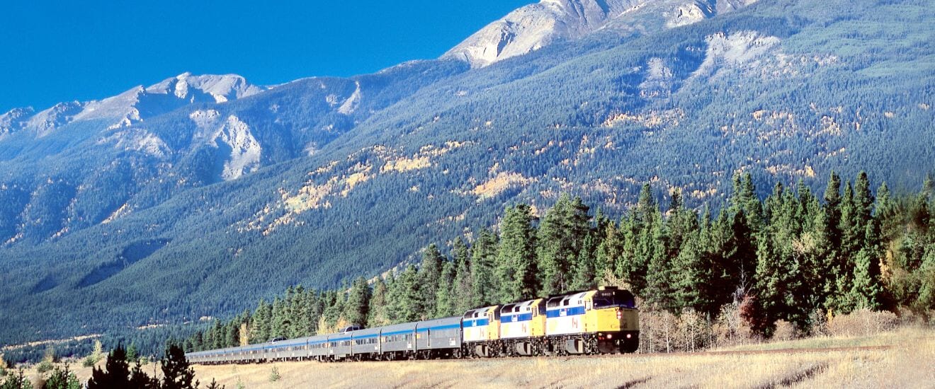 VIA鉄道カナダ大陸横断の旅【10日間】