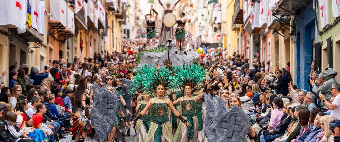 2つの祭で彩るモロッコと南スペインの旅【12日間】