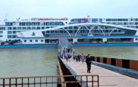 【帰国レポート】センチュリー・レジェンド号でゆく　大河・揚子江の船旅　13日間