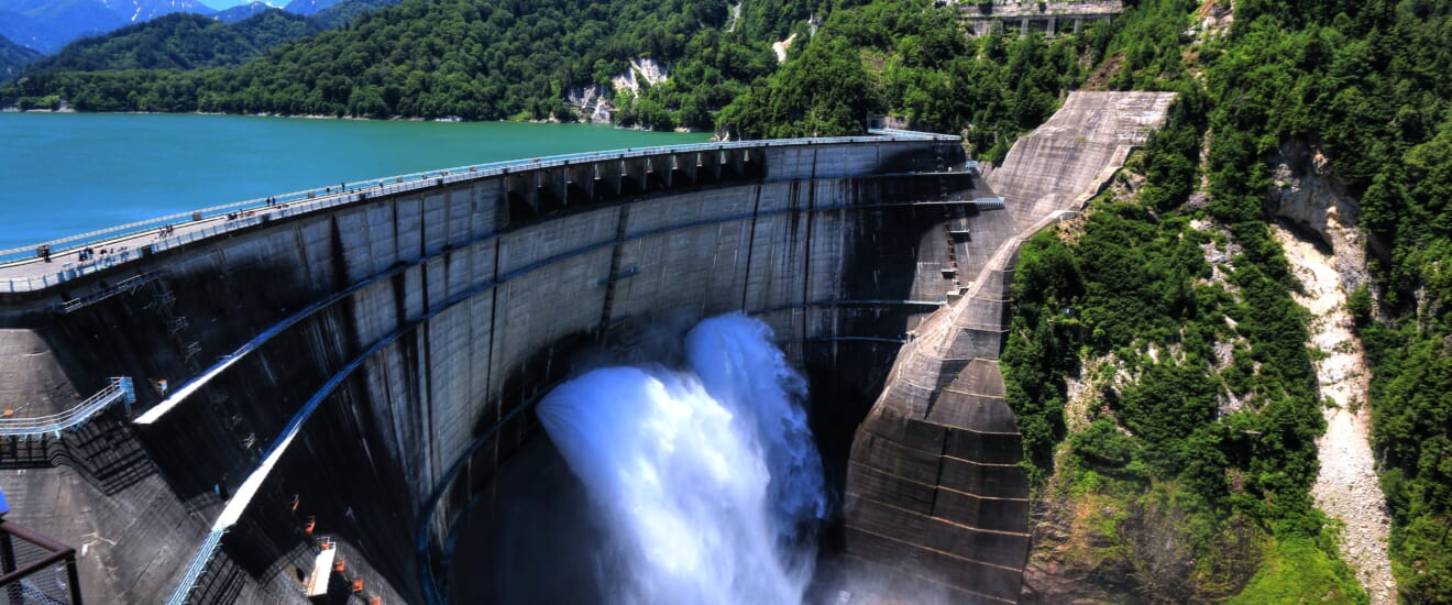 雪の大谷と初夏の大糸線の旅【4日間】