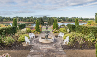 アイルランドの小さな高級ホテルと夏に巡るガーデンの旅　【11日間】