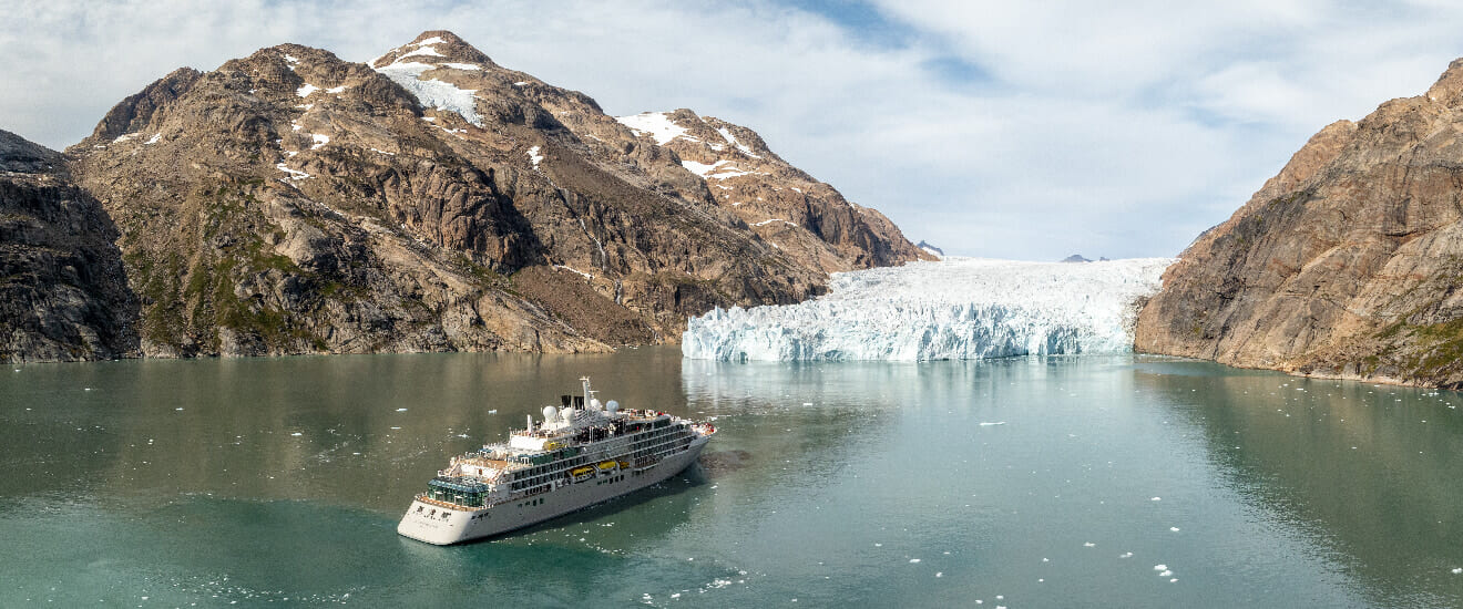 探検船シルバー・ウインド　西グリーンランドの大自然と極北の町を巡る船旅　【12日間】