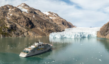 探検船シルバー・ウインド　西グリーンランドの大自然と極北の町を巡る船旅　【12日間】