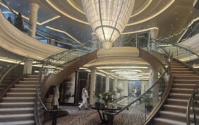 【大阪支店】セブンシーズ・エクスプローラー 船内見学会